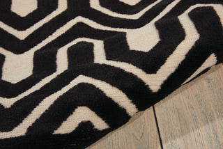 Nourison Ultima UL316 Ivory/Black Area Rug Detail Image