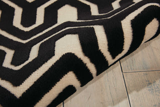 Nourison Ultima UL316 Ivory/Black Area Rug Detail Image