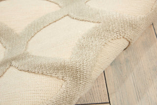 Nourison Ultima UL392 Ivory Silver Area Rug Detail Image