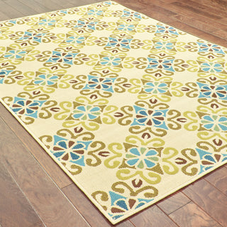 Oriental Weavers Caspian 3331W Ivory/Blue Area Rug Closeup Feature