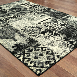 Oriental Weavers Luna 1804K Black/Ivory Area Rug On Wood