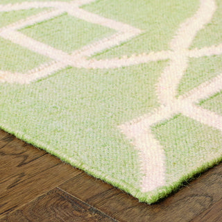 Pantone Universe Matrix 4267N Green/Ivory Area Rug Corner