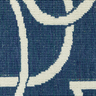 Oriental Weavers Meridian 2205B Navy/Ivory Area Rug Close-up Image