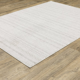 Oriental Weavers Montecito 4929E White/Grey Area Rug Alternate Image