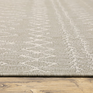 Oriental Weavers Portofino 670H4 Grey/Ivory Area Rug Pile Image