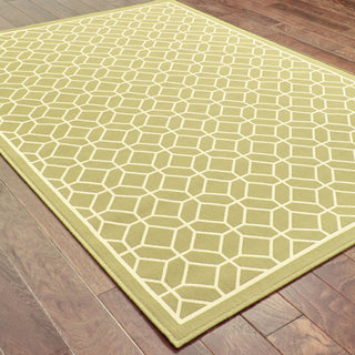 Oriental Weavers Riviera 4771B Green/Ivory Area Rug Closeup Feature