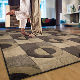 Oriental Weavers Tones 052J5 Brown/Beige Area Rug Lifestyle Image