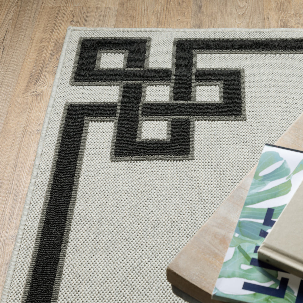 Oriental Weavers Torrey 1530I Beige/ Black Area Rug Corner On Wood Featured