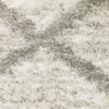 Oriental Weavers Verona 143W6 Ivory/Grey Area Rug Close-up Image