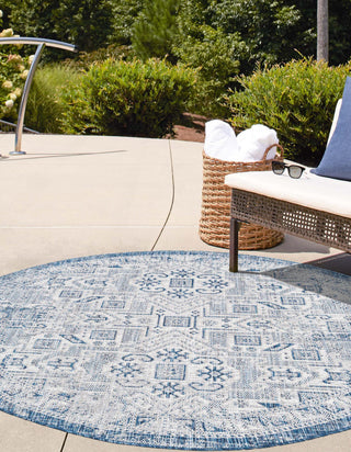 Unique Loom Outdoor Aztec T-KZOD16 Blue Area Rug Round Lifestyle Image