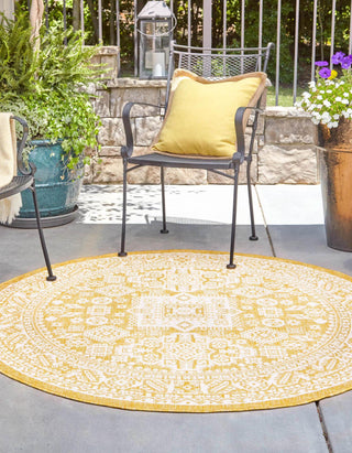 Unique Loom Outdoor Aztec T-KZOD17 Yellow Area Rug Round Lifestyle Image