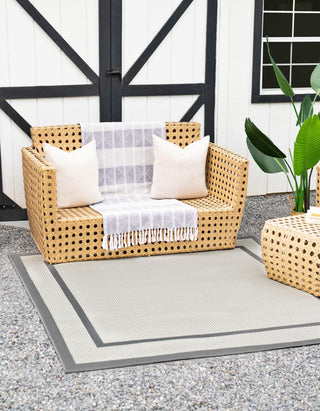 Unique Loom Outdoor Border T-KOZA-20413A Gray Area Rug Square Lifestyle Image