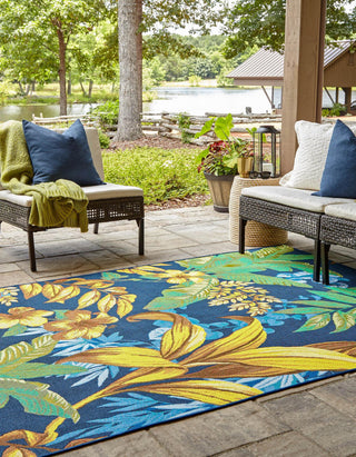 Unique Loom Outdoor Botanical OWE-EDEN-24X Multi Area Rug Rectangle Lifestyle Image Feature