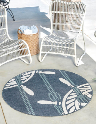 Unique Loom Outdoor Coastal OWE-CSTL1 Navy Blue Area Rug Round Lifestyle Image