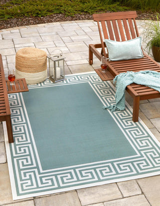 Unique Loom Outdoor Coastal OWE-CSTL10 Aqua Area Rug Rectangle Lifestyle Image Feature