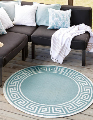 Unique Loom Outdoor Coastal OWE-CSTL10 Aqua Area Rug Round Lifestyle Image