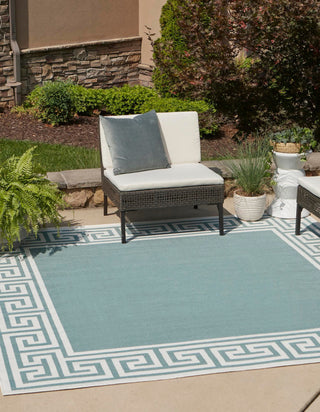 Unique Loom Outdoor Coastal OWE-CSTL10 Aqua Area Rug Square Lifestyle Image