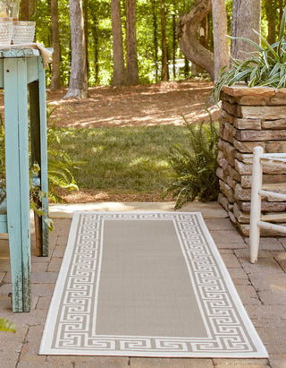 Unique Loom Outdoor Coastal OWE-CSTL10 Gray Area Rug Runner Lifestyle Image