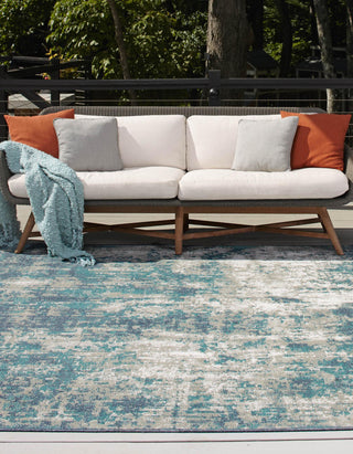 Unique Loom Outdoor Coastal OWE-CSTL2 Blue Area Rug Square Lifestyle Image