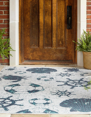 Unique Loom Outdoor Coastal OWE-CSTL4 Ivory Area Rug Rectangle Lifestyle Image Feature