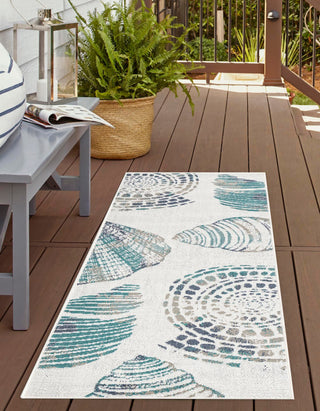 Unique Loom Outdoor Coastal OWE-CSTL8 Ivory Area Rug Runner Lifestyle Image