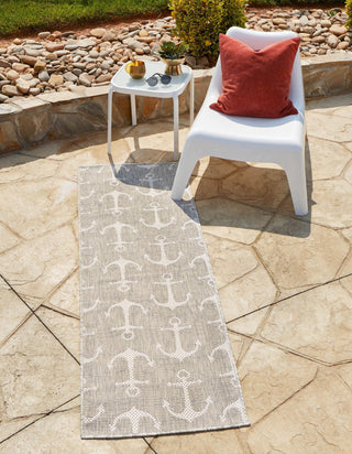 Unique Loom Outdoor Coastal T-KZOD20 Gray Area Rug Runner Lifestyle Image