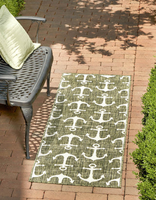 Unique Loom Outdoor Coastal T-KZOD20 Green Area Rug Runner Lifestyle Image