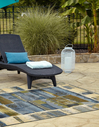 Unique Loom Outdoor Modern OWE-EDEN-22 Blue Area Rug Rectangle Lifestyle Image