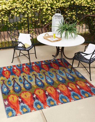 Unique Loom Outdoor Modern OWE-EDEN-229 Multi Area Rug Square Lifestyle Image