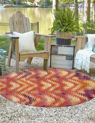 Unique Loom Outdoor Modern OWE-EDEN-4 Red Area Rug Round Lifestyle Image