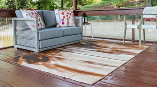 Unique Loom Outdoor Modern OWE-EDEN-98 Brown Area Rug Rectangle Lifestyle Image