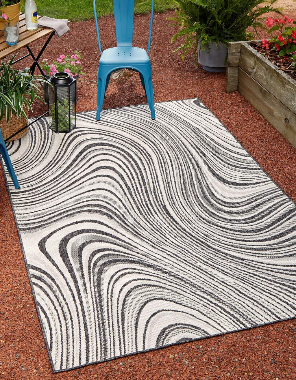 Unique Loom Outdoor Modern T-KZOD13 Charcoal Ivory Area Rug Rectangle Lifestyle Image Feature