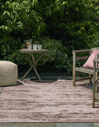 Unique Loom Outdoor Modern T-KZOD21 Brown Area Rug Rectangle Lifestyle Image