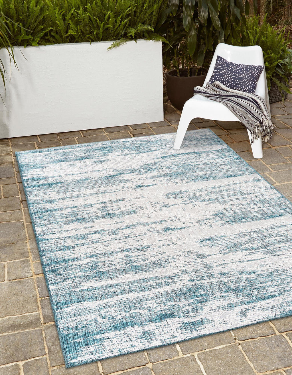 Unique Loom Outdoor Modern T-KZOD21 Teal Area Rug Rectangle Lifestyle Image Feature