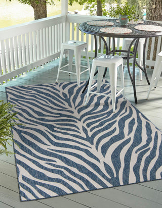 Unique Loom Outdoor Safari T-KZOD25 Blue Area Rug Rectangle Lifestyle Image Feature