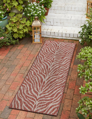 Unique Loom Outdoor Safari T-KZOD25 Rust Red Area Rug Runner Lifestyle Image