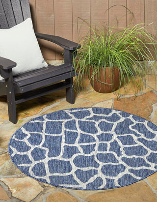 Unique Loom Outdoor Safari T-KZOD5 Blue Area Rug Round Lifestyle Image