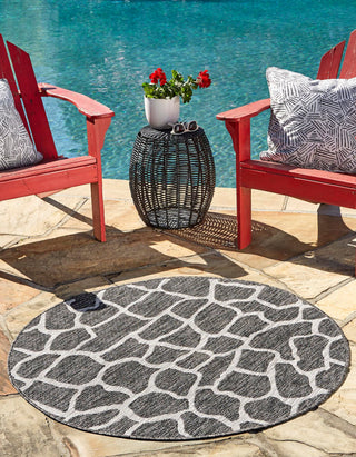 Unique Loom Outdoor Safari T-KZOD5 Charcoal Gray Area Rug Round Lifestyle Image