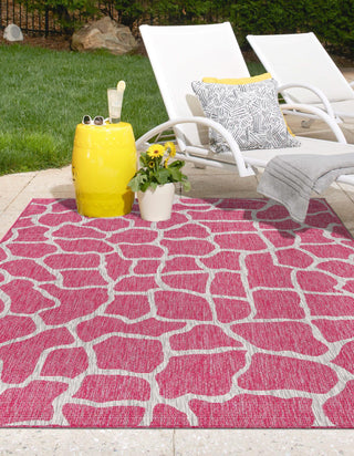 Unique Loom Outdoor Safari T-KZOD5 Magenta Area Rug Rectangle Lifestyle Image