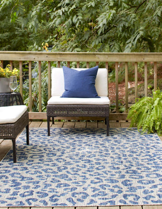 Unique Loom Outdoor Safari T-KZOD6 Blue Area Rug Rectangle Lifestyle Image