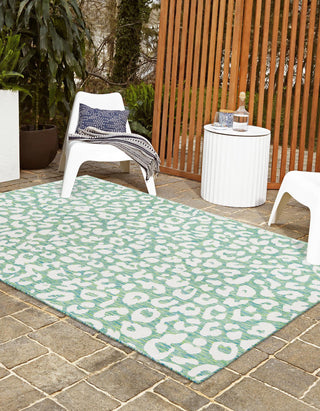 Unique Loom Outdoor Safari T-KZOD6 Green Blue Area Rug Rectangle Lifestyle Image