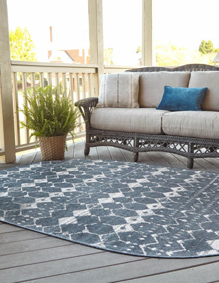 Unique Loom Outdoor Trellis OWE-OTRS3 Navy Blue Area Rug Oval Lifestyle Image