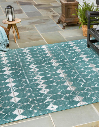 Unique Loom Outdoor Trellis OWE-OTRS3 Teal Area Rug Square Lifestyle Image