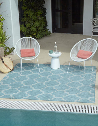 Unique Loom Outdoor Trellis T-KOZA-20596A Aquamarine Area Rug Square Lifestyle Image