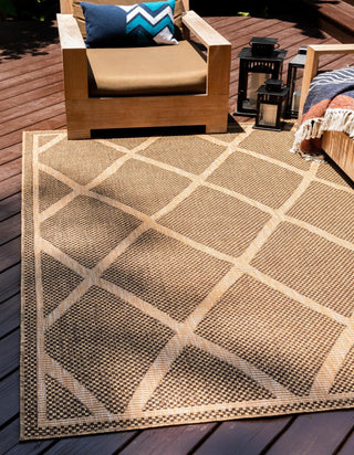 Unique Loom Outdoor Trellis T-KOZA-K3093A Brown Area Rug Rectangle Lifestyle Image Feature