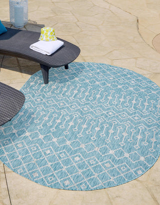 Unique Loom Outdoor Trellis T-KZOD10 Aqua Area Rug Oval Lifestyle Image