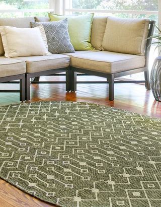 Unique Loom Outdoor Trellis T-KZOD10 Green Area Rug Oval Lifestyle Image