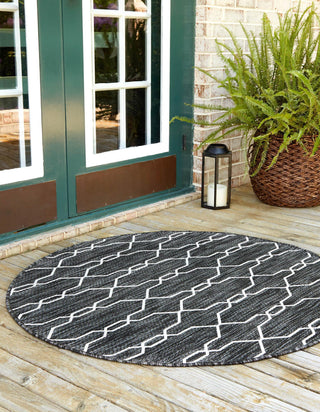 Unique Loom Outdoor Trellis T-KZOD14 Charcoal Area Rug Round Lifestyle Image