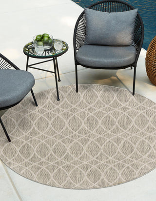 Unique Loom Outdoor Trellis T-KZOD24 Light Gray Area Rug Round Lifestyle Image