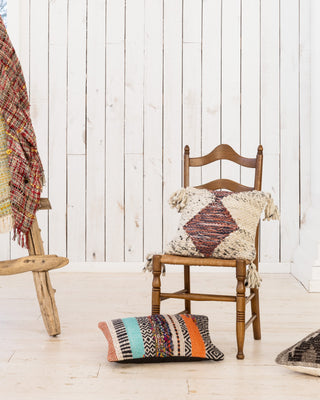 Loloi Pillows P0424 Multi  Feature